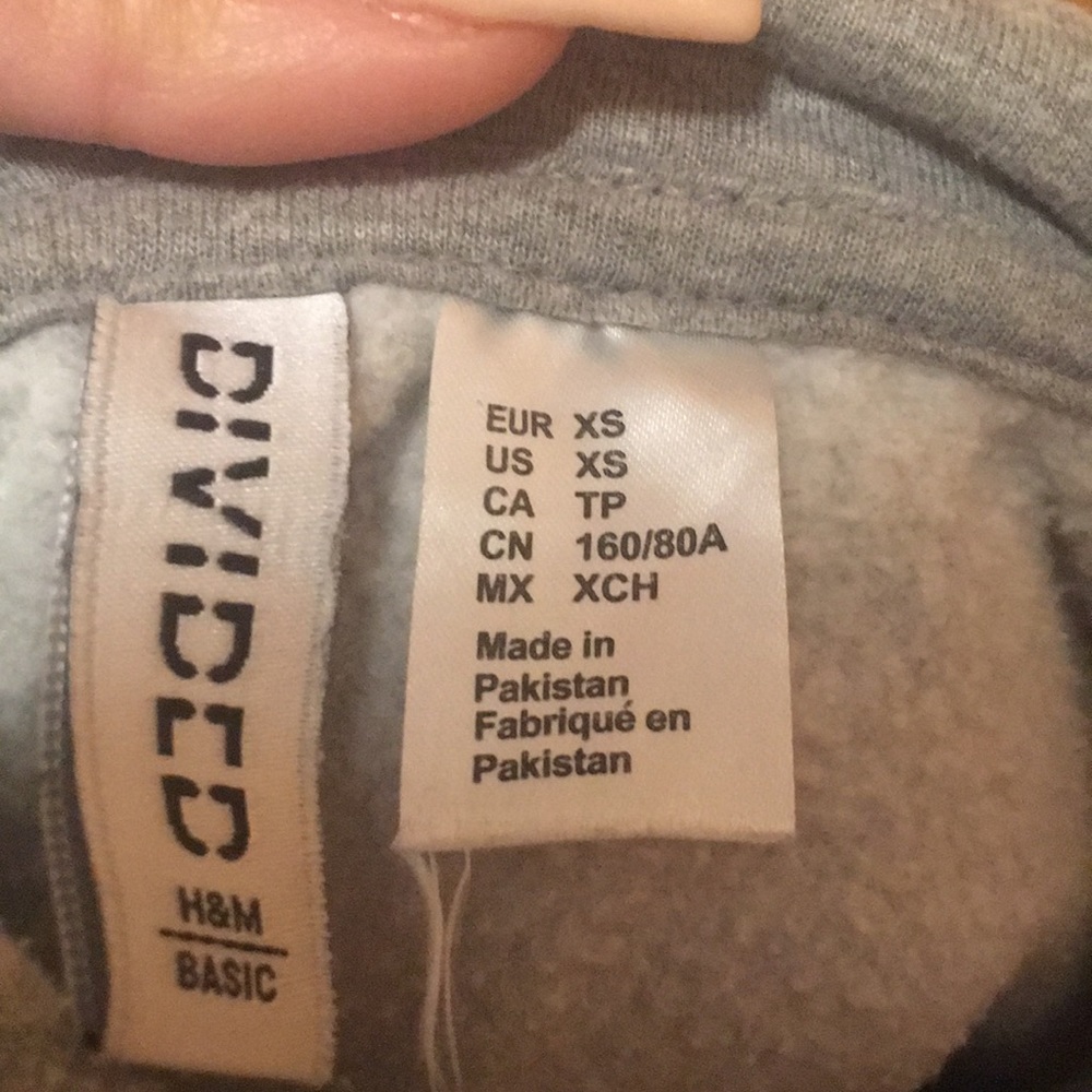 Sweater - Picture 2 of 3